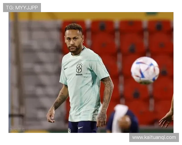 内马尔紧闭双眼深情拥抱罗尔海瑟庆祝绝杀成功逃离降级区